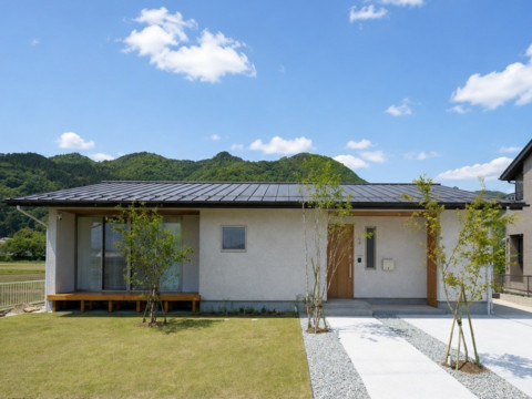 植栽が彩る、庭とつながる暮らし