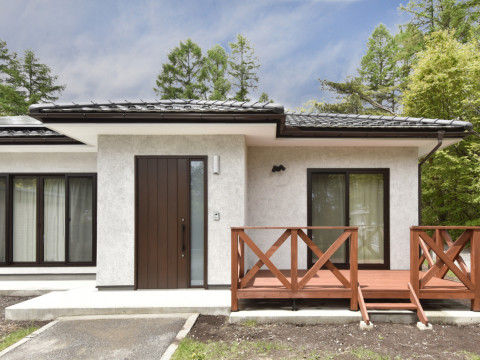 築４５年中古住宅の断熱リノベ｜二階建てを平屋に減築