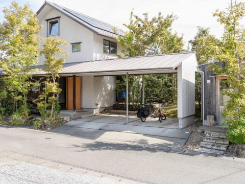 四季を生かし、心地よさをつくる家